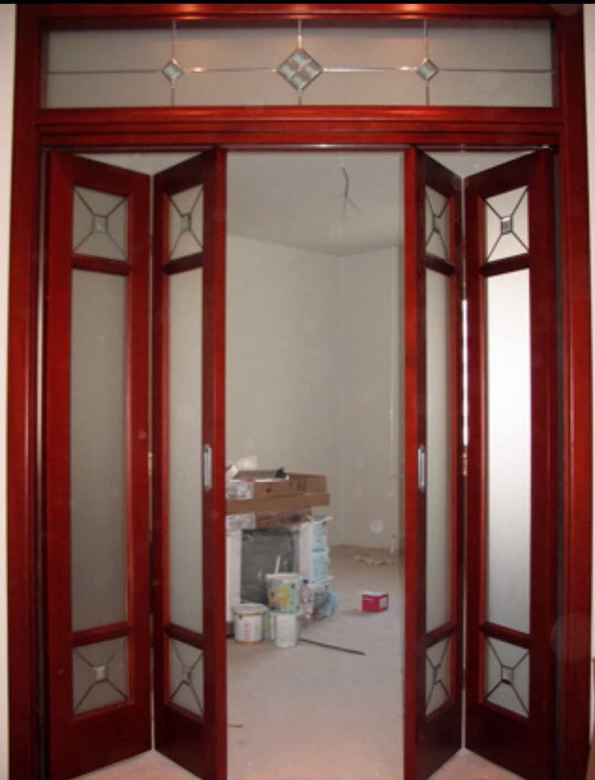 Дверь гармошка с декоративными стеклянными вставками Липецк